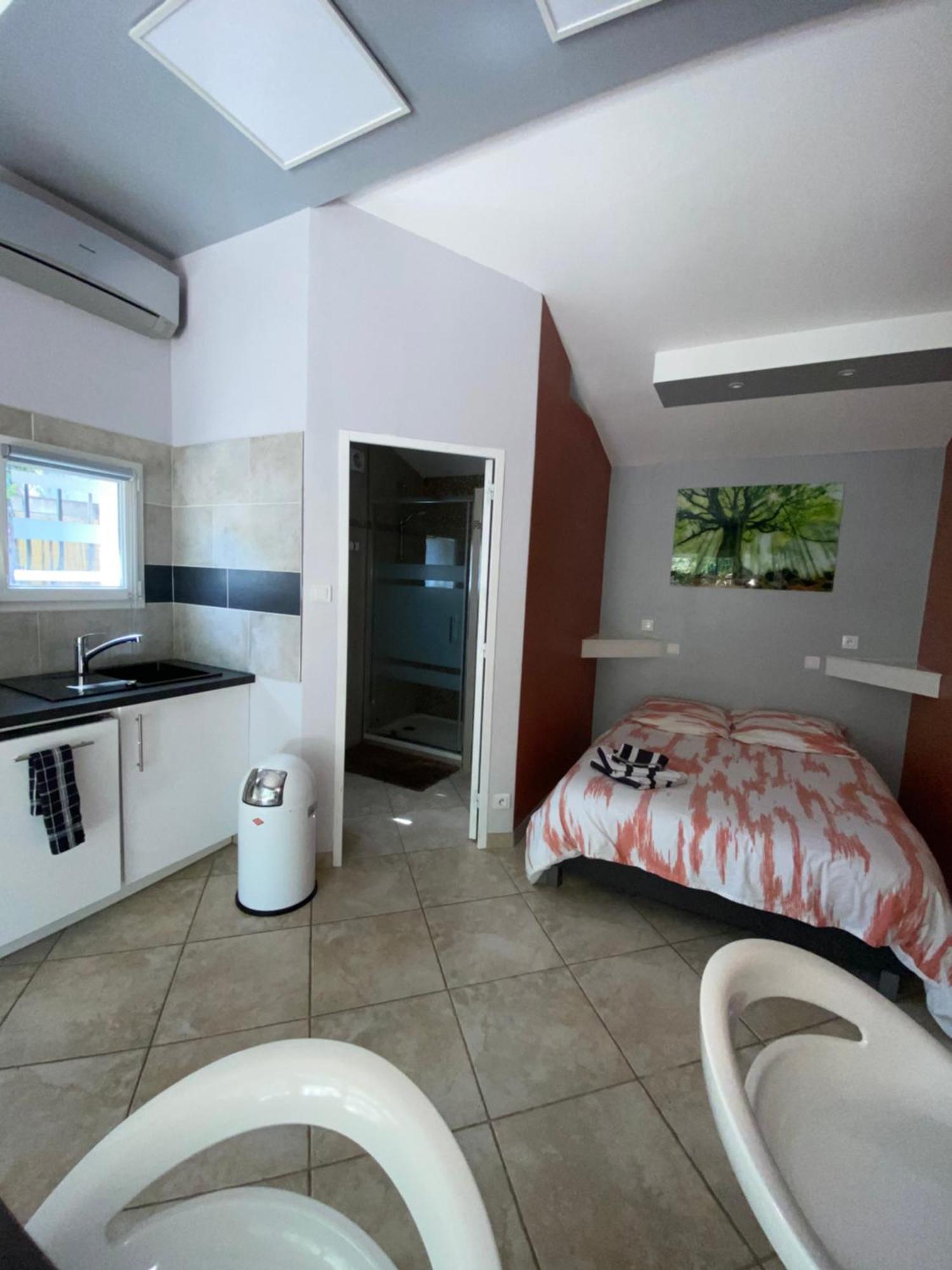 Dependance Individuelle Apartment Nans-les-Pins Exterior photo